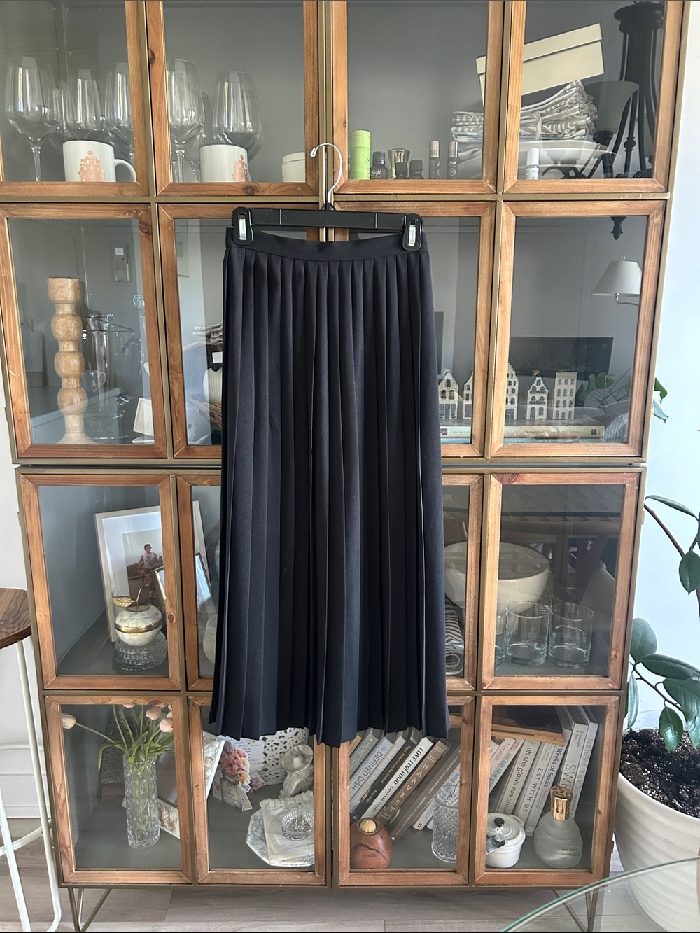 Vintage Braemar Pleated Twirl Black Midi Skirt